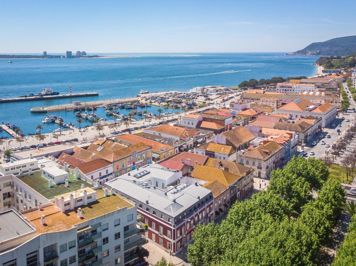 Apartamento situado no centro histórico da cidade Setúbal Exterior foto